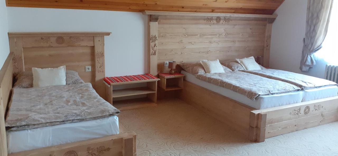 Apartman Astra V Zdiari Luaran gambar