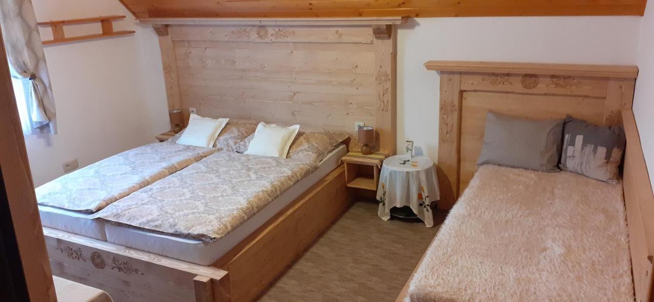 Apartman Astra V Zdiari Luaran gambar
