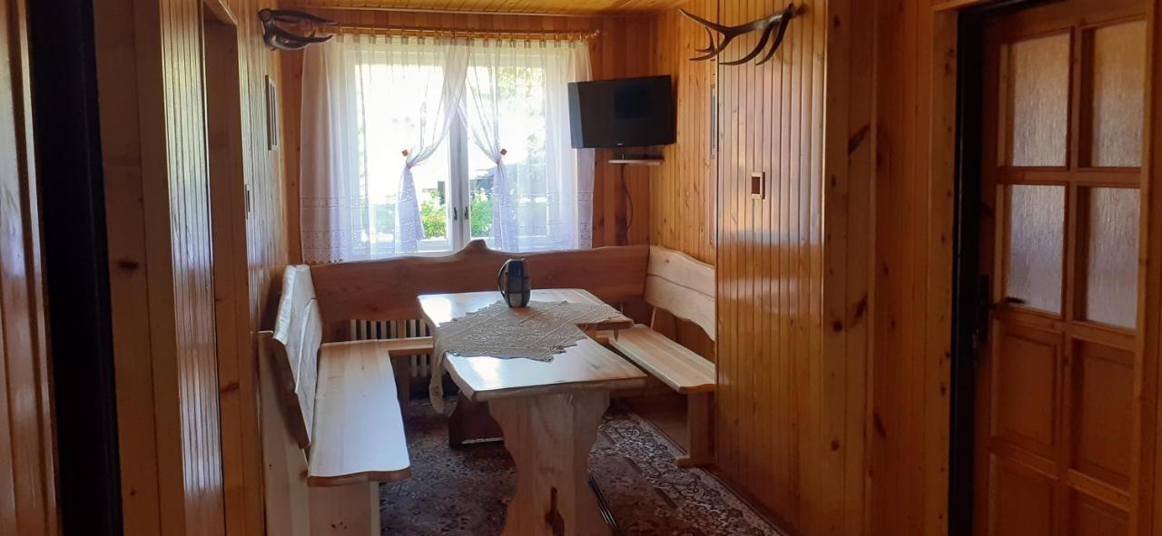 Apartman Astra V Zdiari Luaran gambar